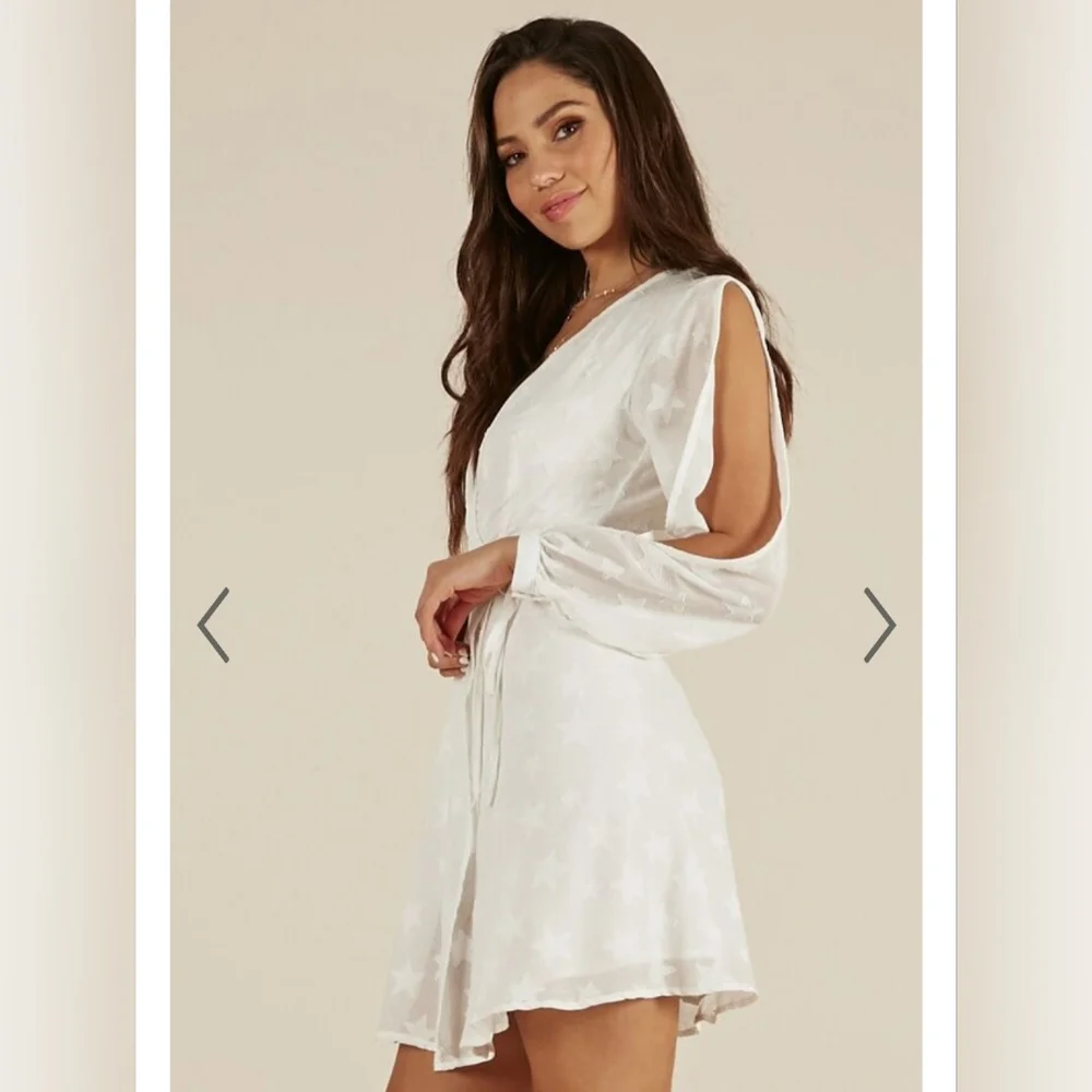 BNWT Showpo Stuck With Me Dress in White Star Print - Size 18 - Picture 3 of 12